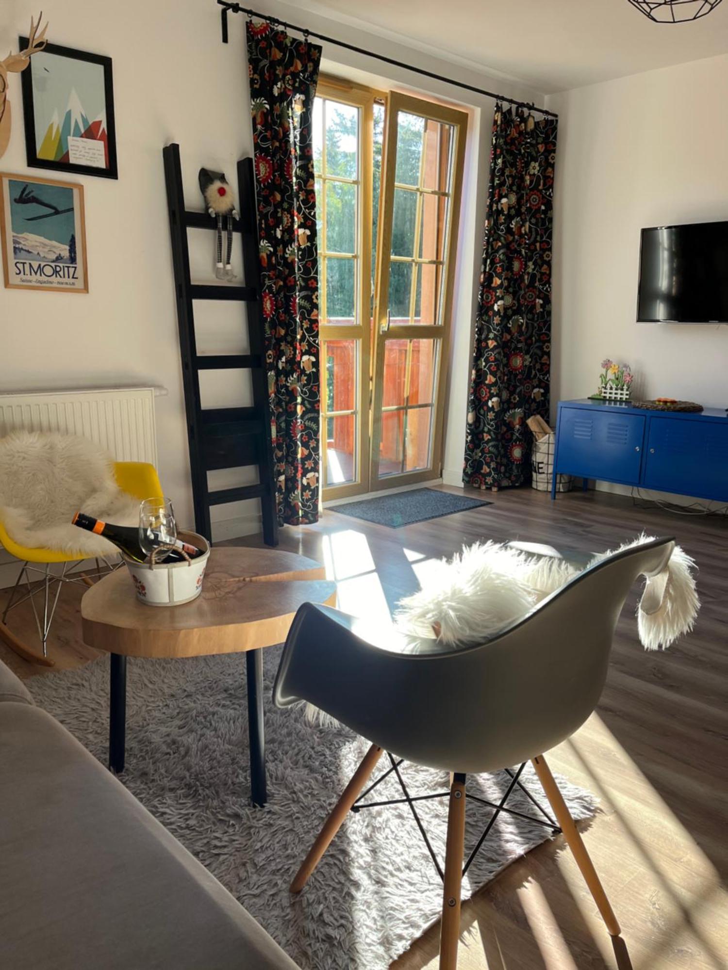 Apartament Folkowe Podgorze ชกลาร์สกา ปอเรมบา ภายนอก รูปภาพ